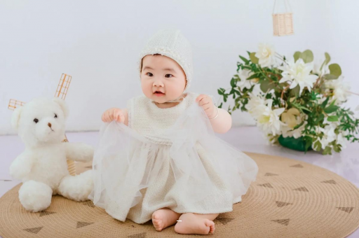 迪庆宝宝几个月抬头